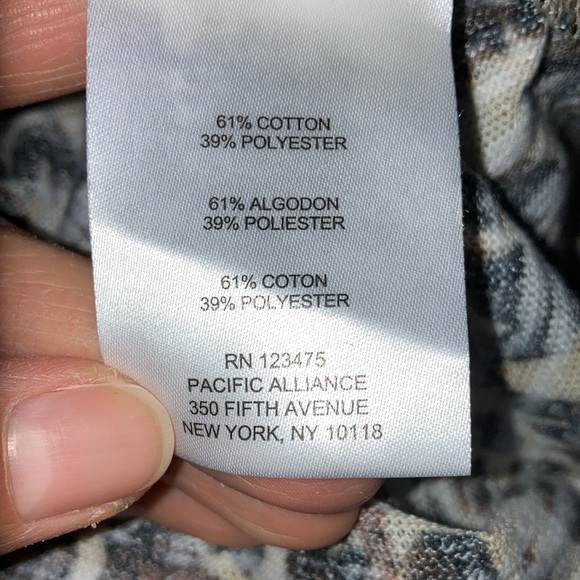 Jones New York Cream Ruched 3/4 Sleeve Blouse - Picture 8 of 13